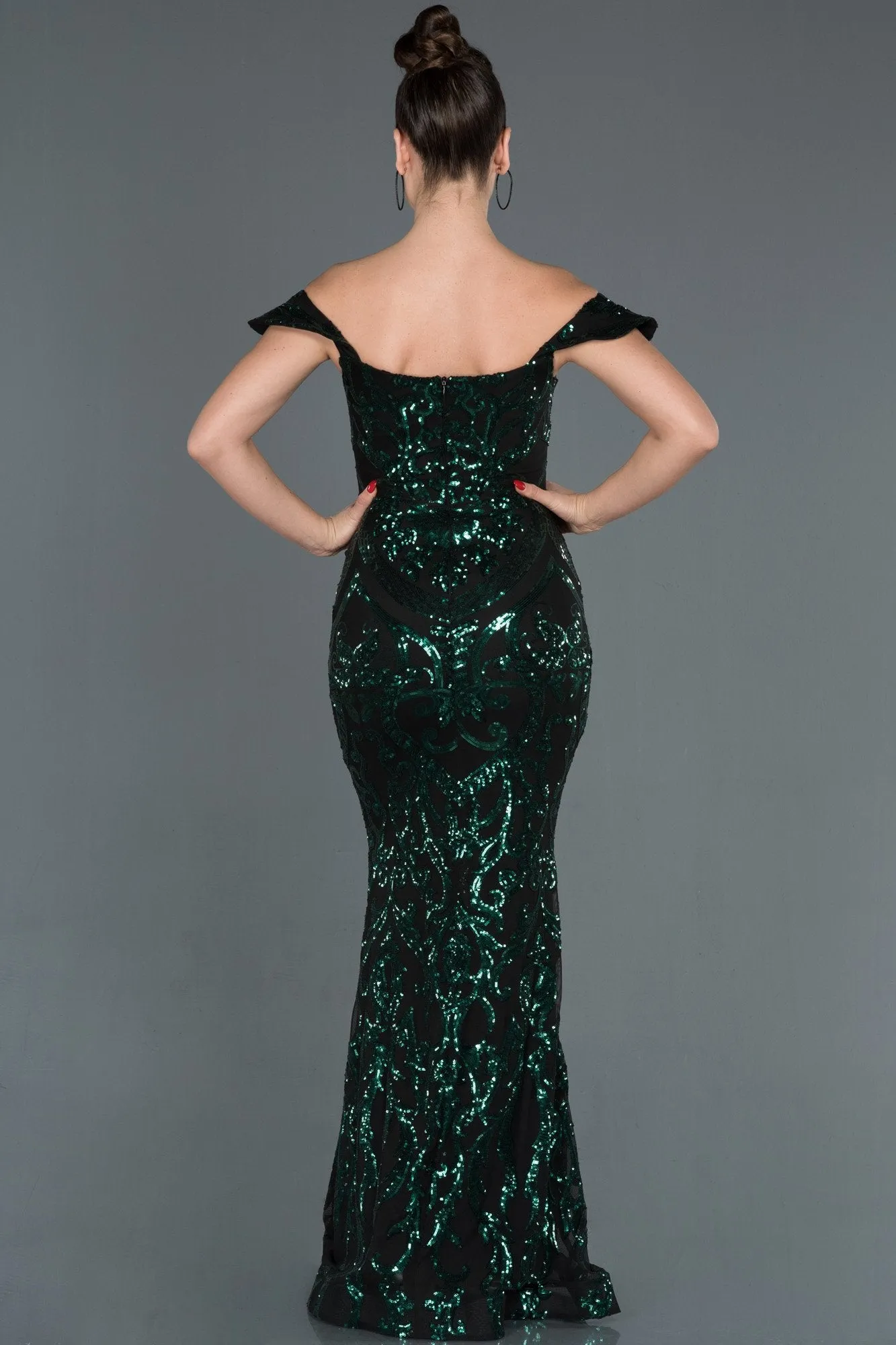 16003 Emerald Green Off-Shoulder Sequined Dress