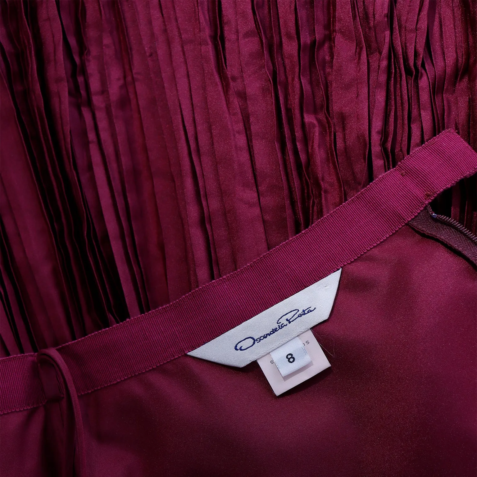 2000s Oscar de la Renta Burgundy Taffeta Pleated Evening Skirt