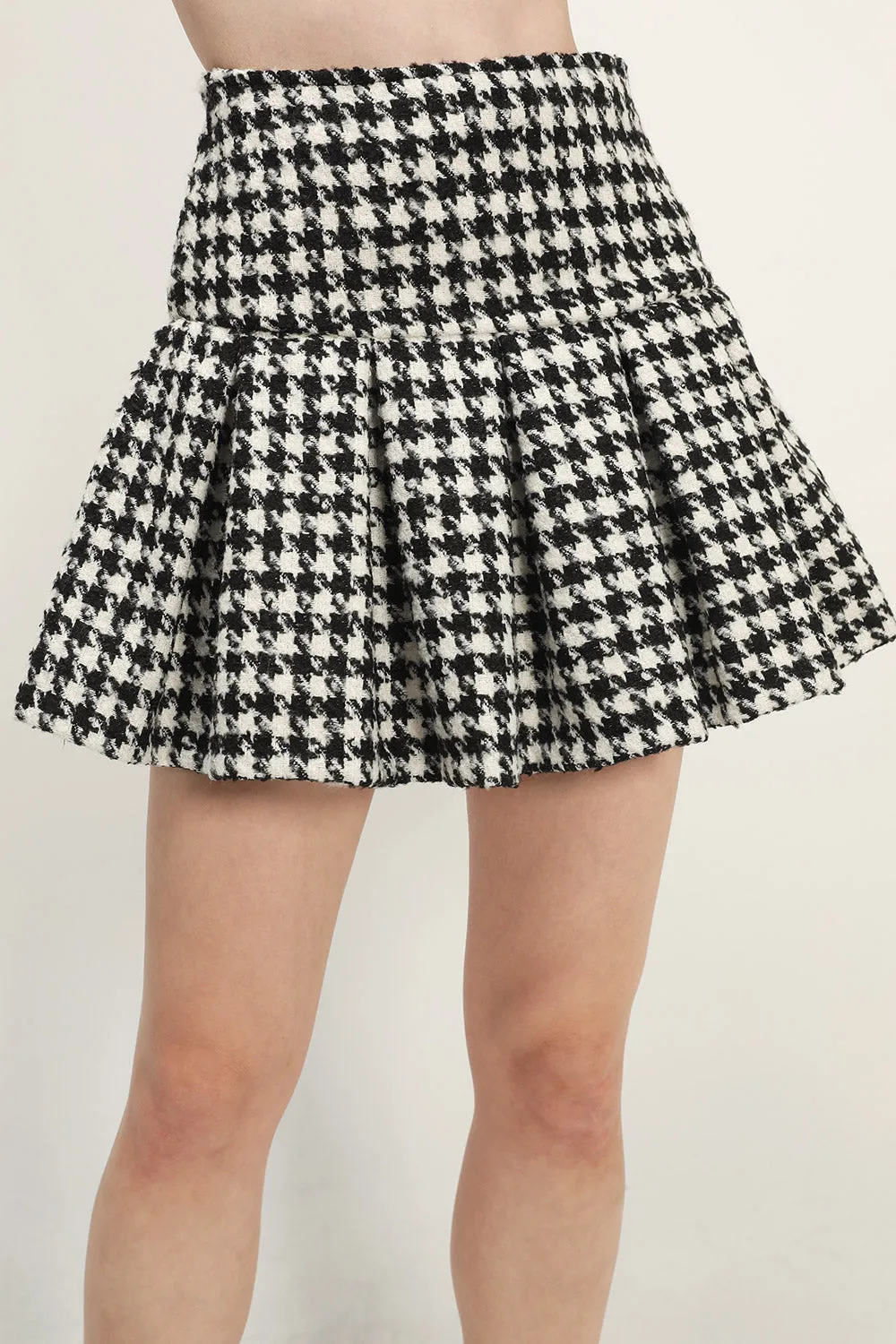 Andrea Houndstooth Skort