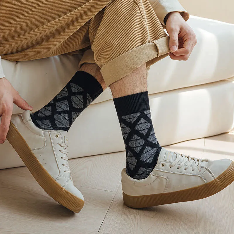 Diamond Pattern Fashion Plaid Knitting Cotton Crew Socks