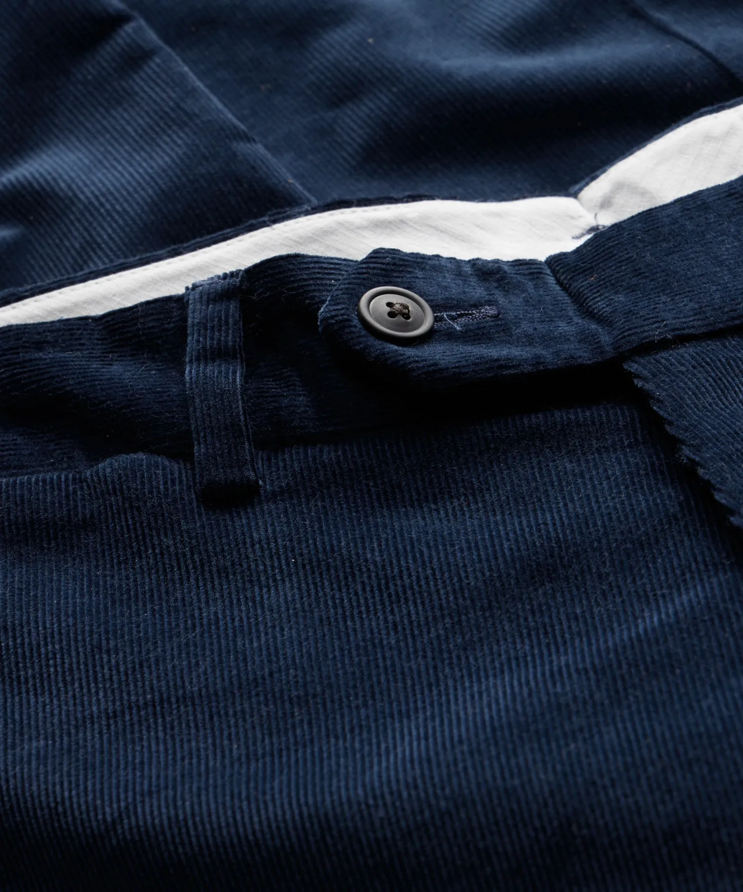 Italian Corduroy Sutton Trouser in Navy