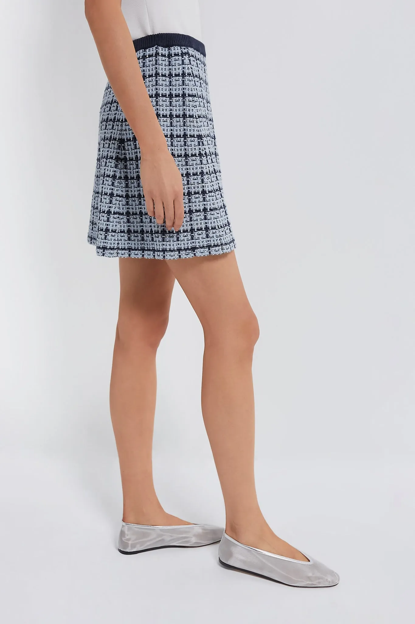 Light Chambray Pleated Knit Skirt