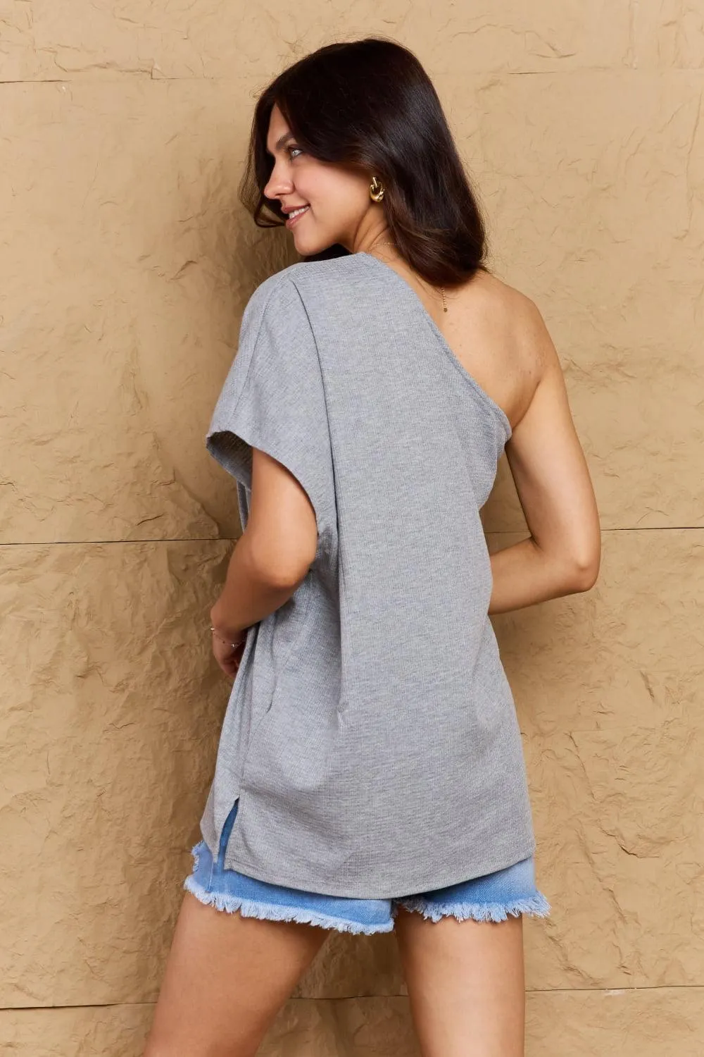 One Shoulder Loose Top