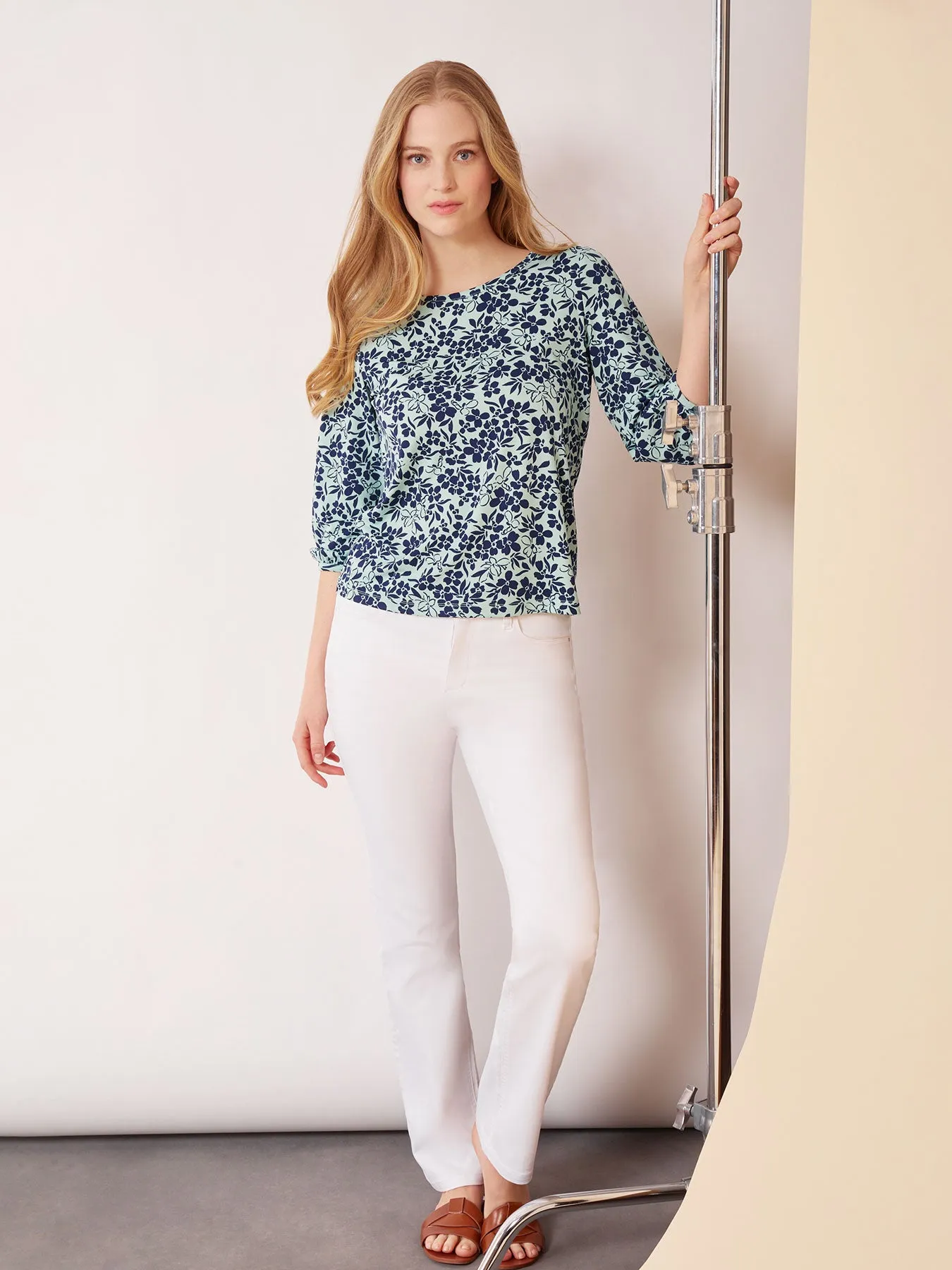 Printed Moss Crepe Puff Sleeve Top