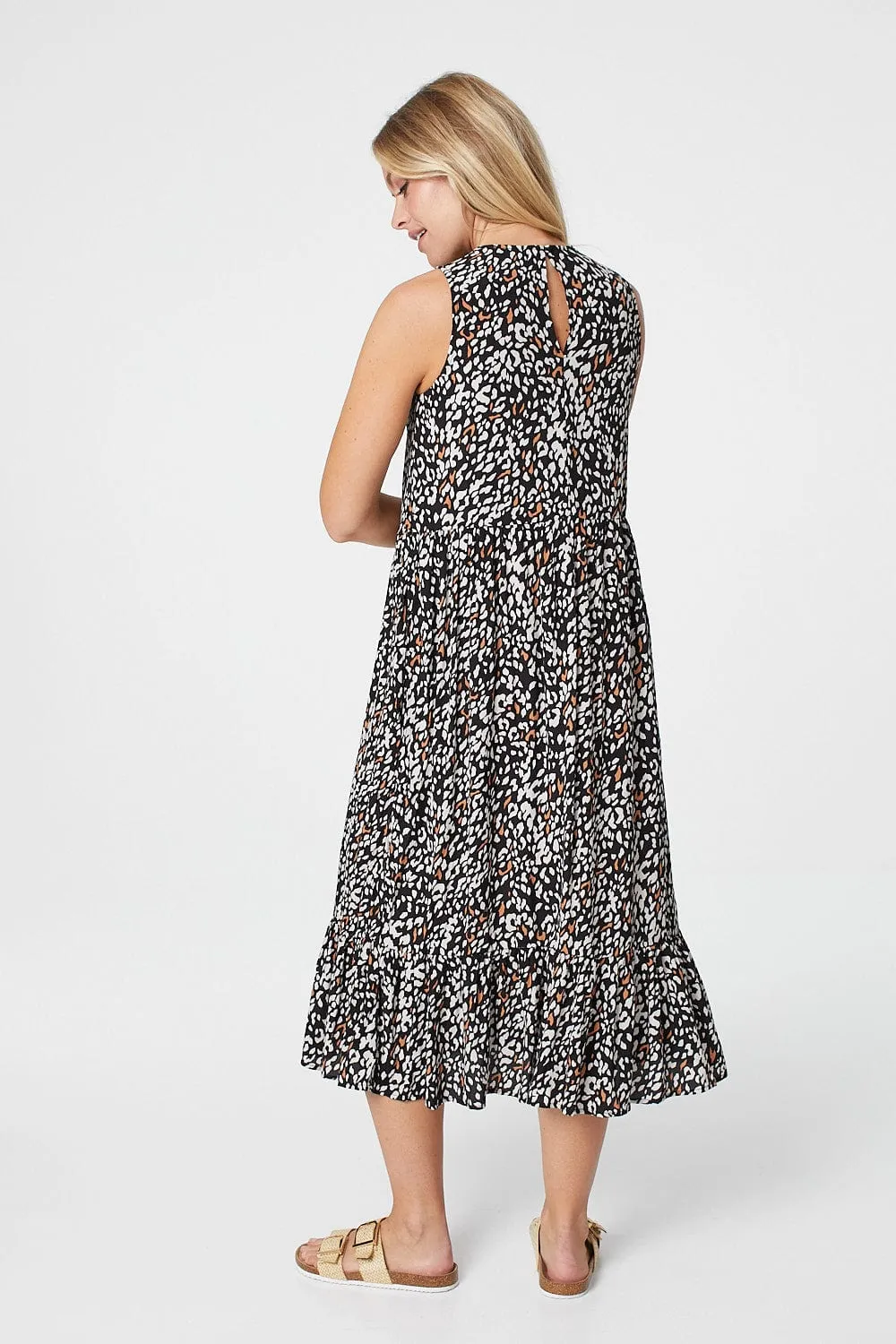 Printed Sleeveless Smock Dress