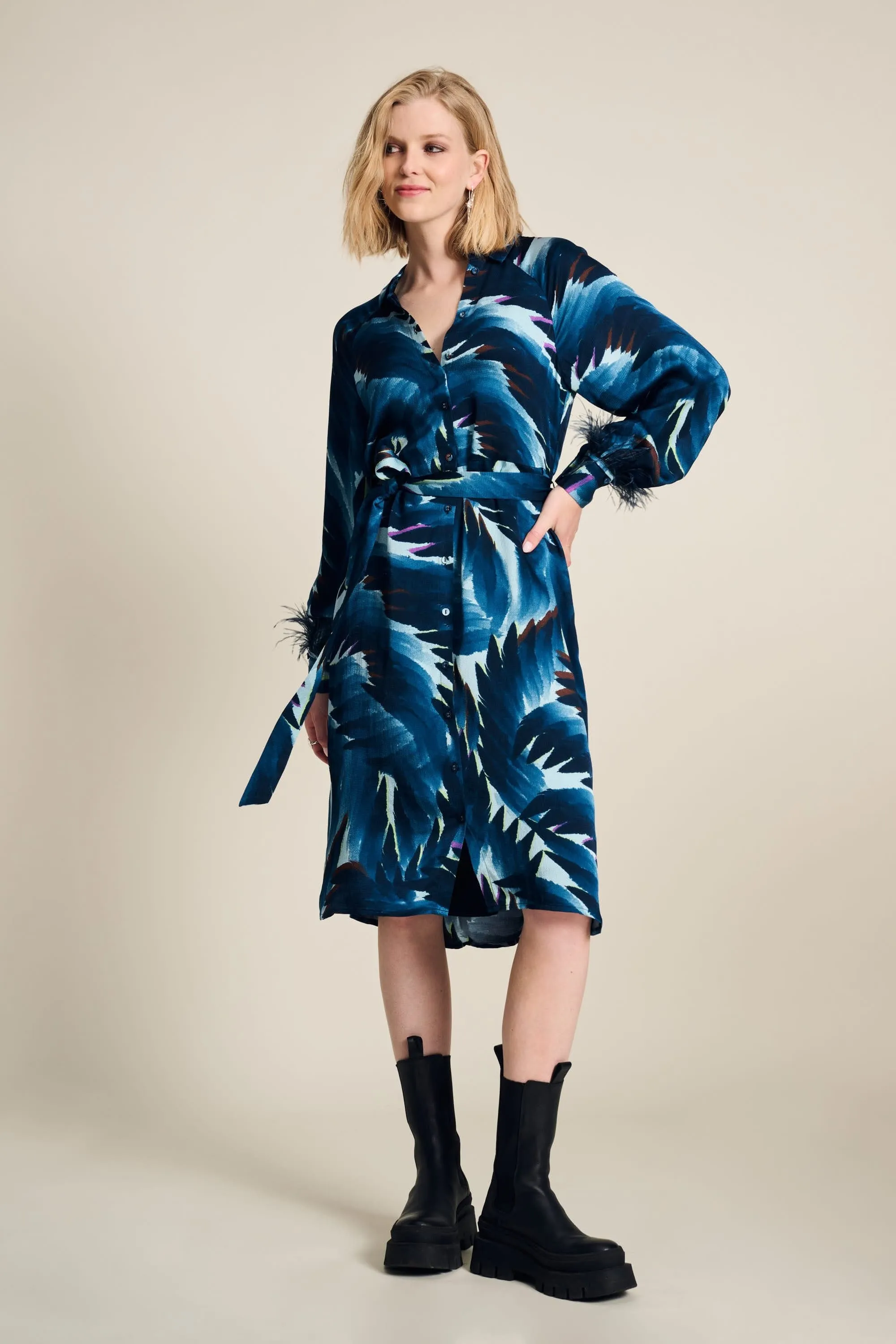 ROBE - Jada Feathers Blue