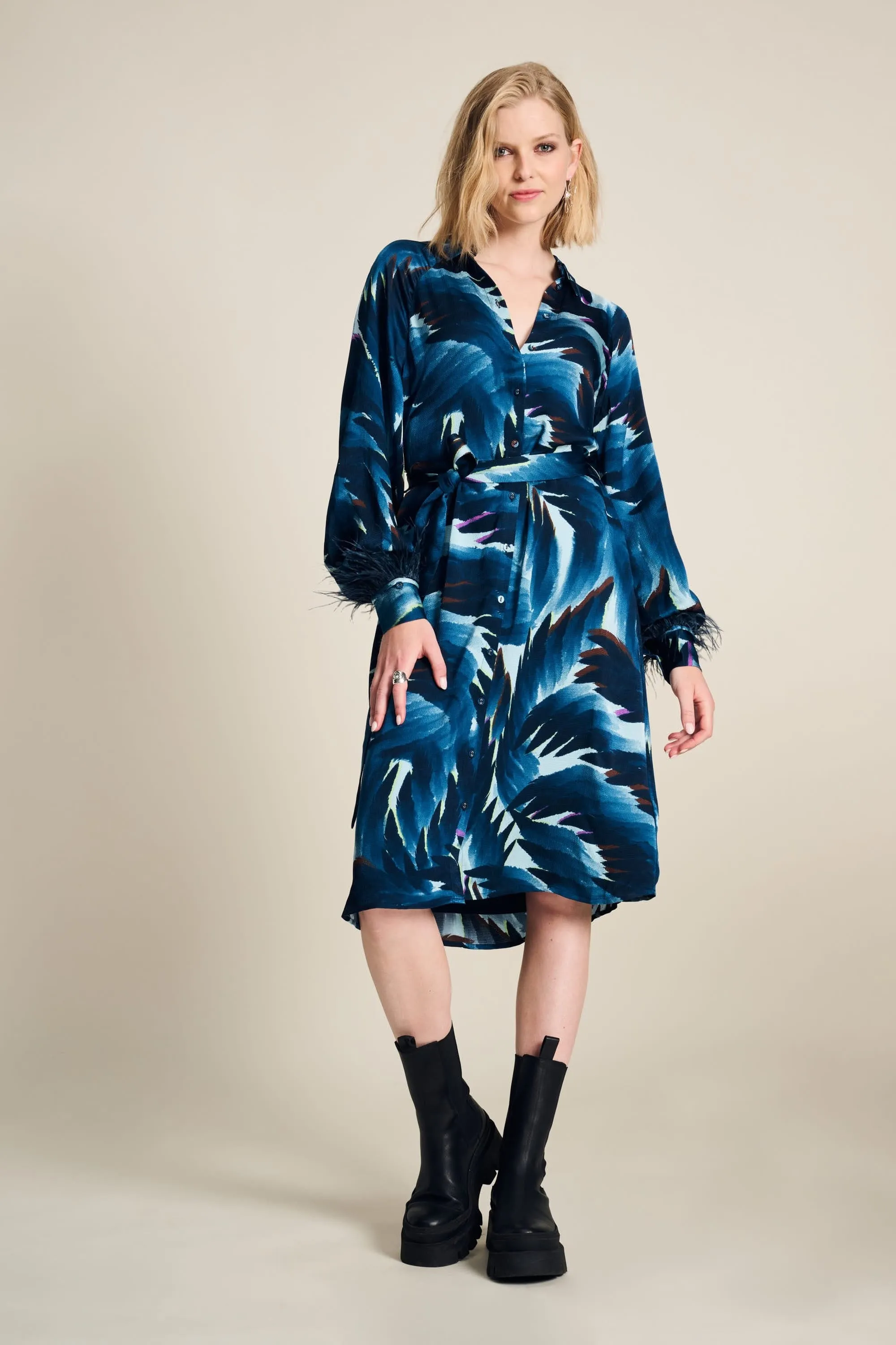 ROBE - Jada Feathers Blue